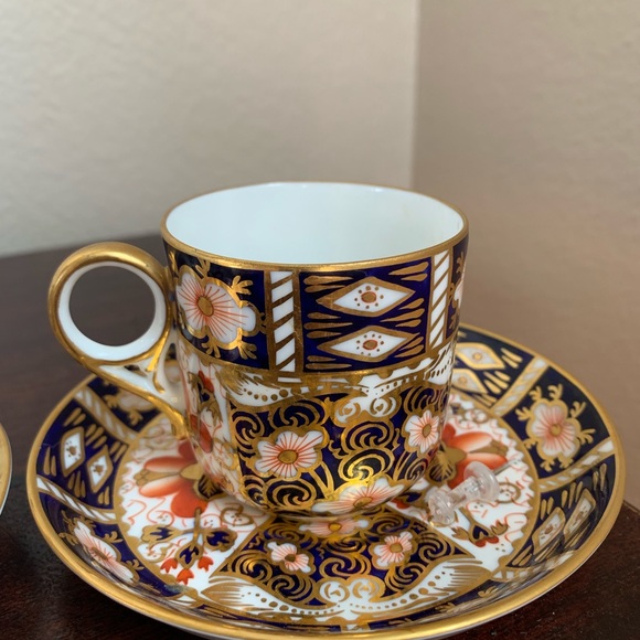Royal Crown Derby Imari 2451 - Picture 1 of 7